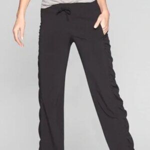 Athleta La Viva Ruched Drawstring Jogger in Black
